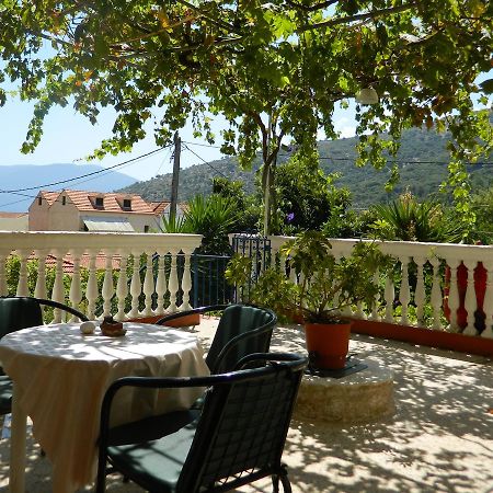 Logara'S Apartments Agia Efimia Exterior foto